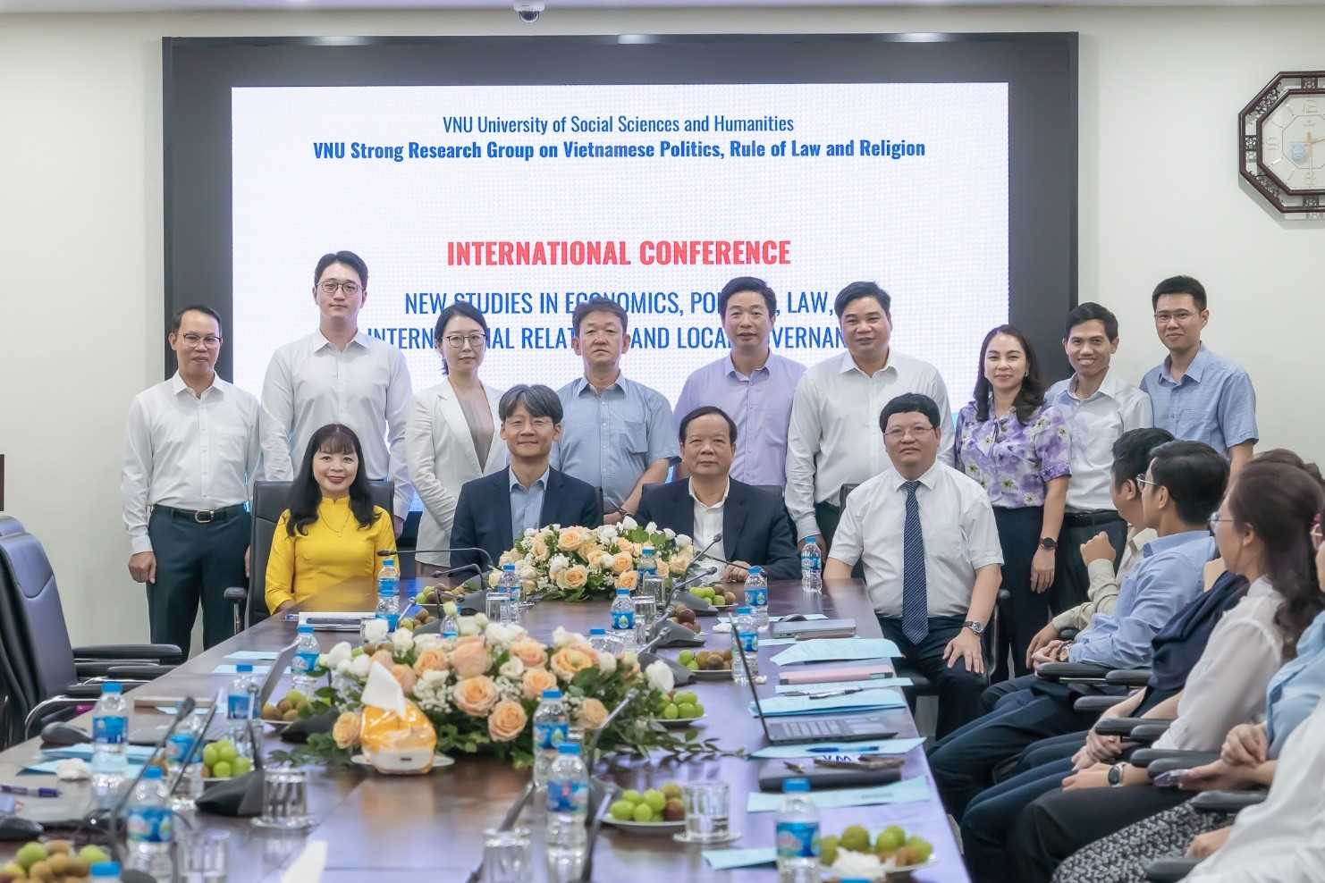 NHIỀU CÁN BỘ, GIẢNG VIÊN TRƯỜNG ĐẠI HỌC THÁI BÌNH THAM DỰ HỘI THẢO QUỐC TẾ TẠI ĐẠI HỌC QUỐC GIA HÀ NỘI